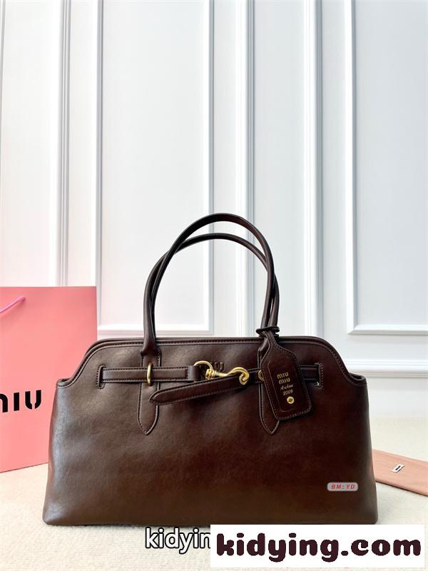 2026新作 ミュウミュウハンドバッグコピー大容量 おしゃれなママに人気 MiuMiu Aventure☆-2