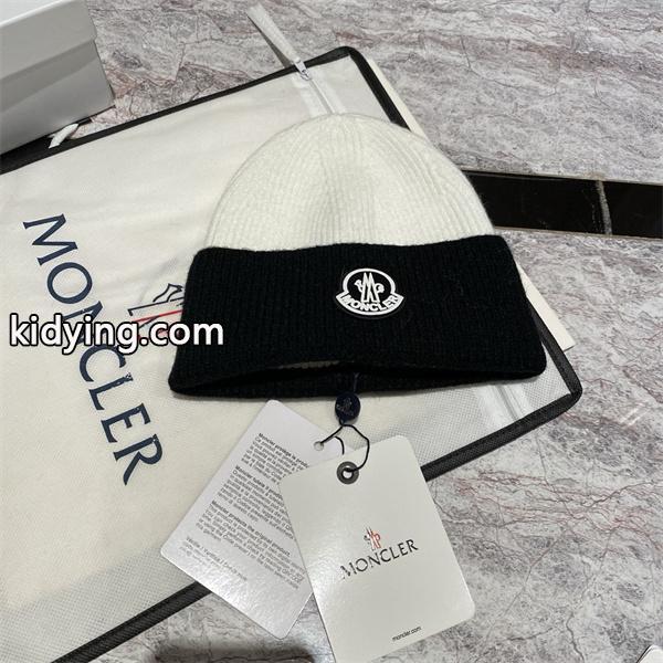 モンクレール コピー MONCLER 2025秋冬 ニットキャップ ふんわり柔らか 保温性抜群 人気 冬コーデ-1