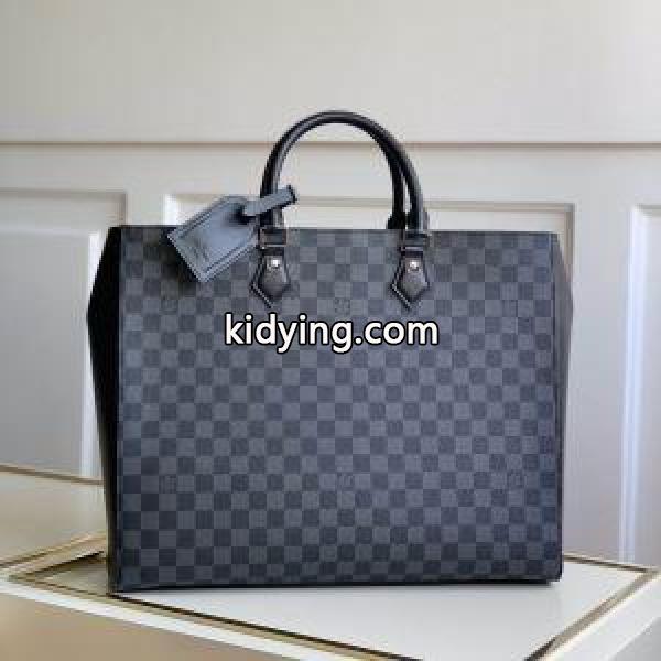 着こなしの幅が広がる ルイ ヴィトン LOUIS VUITTON 重たいイメージがある ビジネスバッグ_ルイ ヴィトン LOUIS VUITTON_ブランド コピー 激安(日本最大級)-0