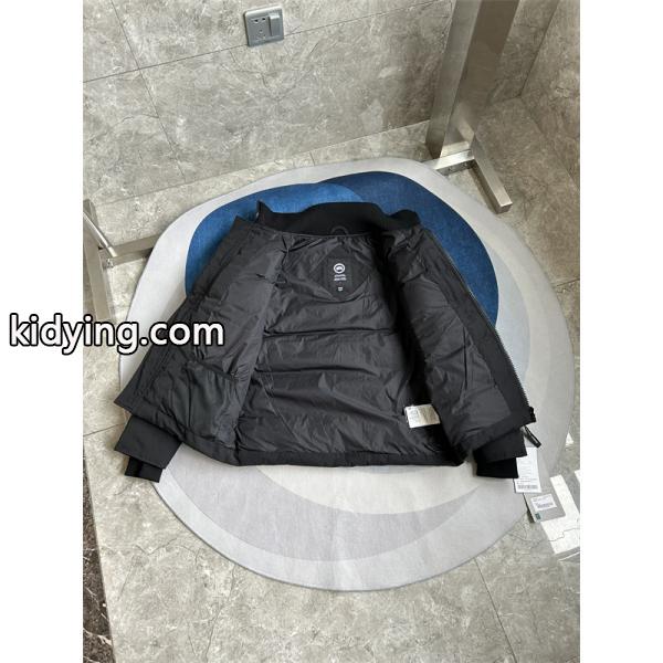 冬モデル ダウンジャケット ブラック 入手困難 Canada Goose カナダグース スーパーコピー-3