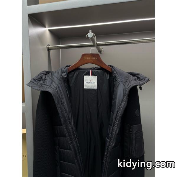 オールブラック 立体スリーブ 切替モード系 冬の注目新作 MONCLER モンクレール スーパーコピー ダウンパーカー-6
