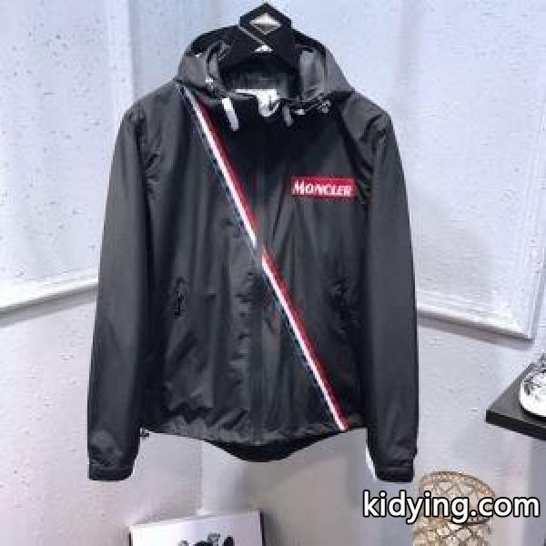 春夏にも楽しむすアイルに2色可選 モンクレール MONCLER オフィスコーデもシャレ見え フード付きコート_モンクレール MONCLER_ブランド コピー 激安(日本最大級)-0