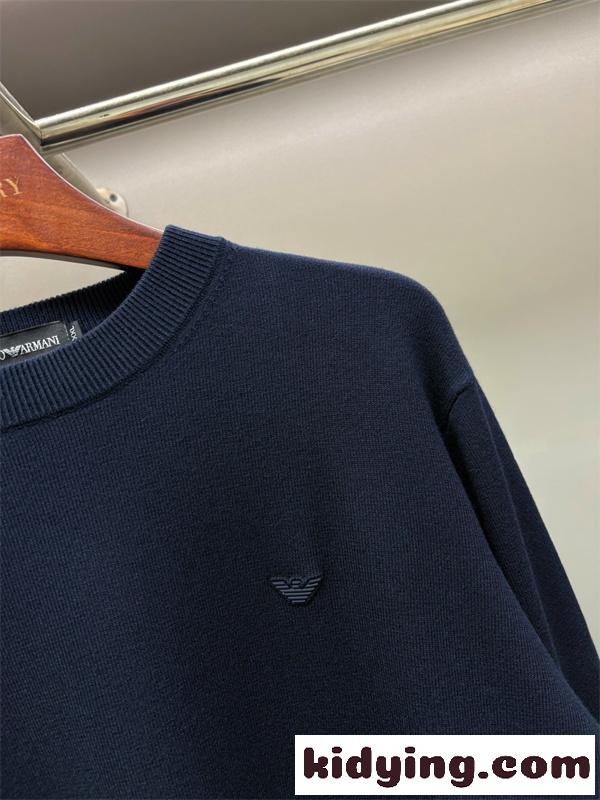シンプル仕立て 品格カジュアル おしゃれ EMPORIO ARMANI アルマーニ コピー ロゴニット 定番アイテム-3