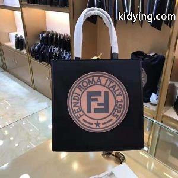 フェンディカジュアル感 FENDI 魅力的な ハンドバッグ 品質の高い 最高な材料_フェンディ FENDI_ブランド コピー 激安(日本最大級)-0
