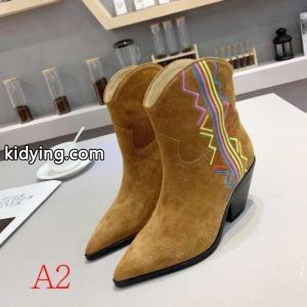 秋冬のコーデの強い味方 ヴァレンティノ2色可選 防寒とおしゃれを両立させるコーデ VALENTINO レザーブーツ 寒い季節の王道アイテム_ヴァレンティノ VALENTINO_ブランド コピー 激安(日本最大級)-1