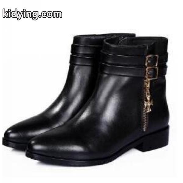 値段も手頃CHROME HEARTS　 クロムハーツ　高級感あるショートブーツ 人気_クロムハーツ CHROME HEARTS_ブランド コピー 激安(日本最大級)-0