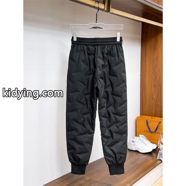 ブラックダッフル MONCLER コピーパンツ  束脚ロゴ モンクレール ユニセックス トレンディ 2025秋冬-1