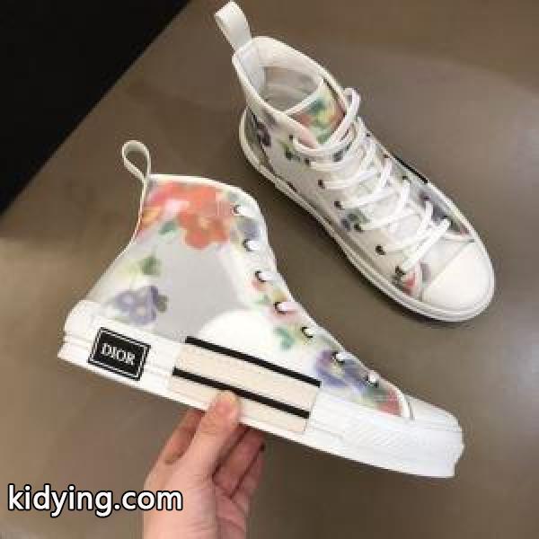 ラフさとおしゃれを両立 ディオール DIOR 春夏トレンドの取り入れる スニーカー 春夏になると流行する_ディオール DIOR_ブランド コピー 激安(日本最大級)-0