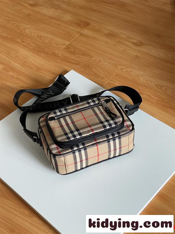 落ち着いた感覚 2026 バーバリーショルダーバッグコピーBURBERRY   メンズバッグ_ブランド激安通販 専門店-2