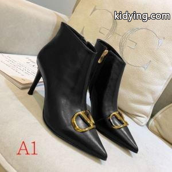 2色可選 ヴァレンティノ 季節を感じた秋冬ファッション VALENTINO 季節感溢れる秋らしいコーデ レザーブーツ 街のおしゃれさんも愛用_ヴァレンティノ VALENTINO_ブランド コピー 激安(日本最大級)-0