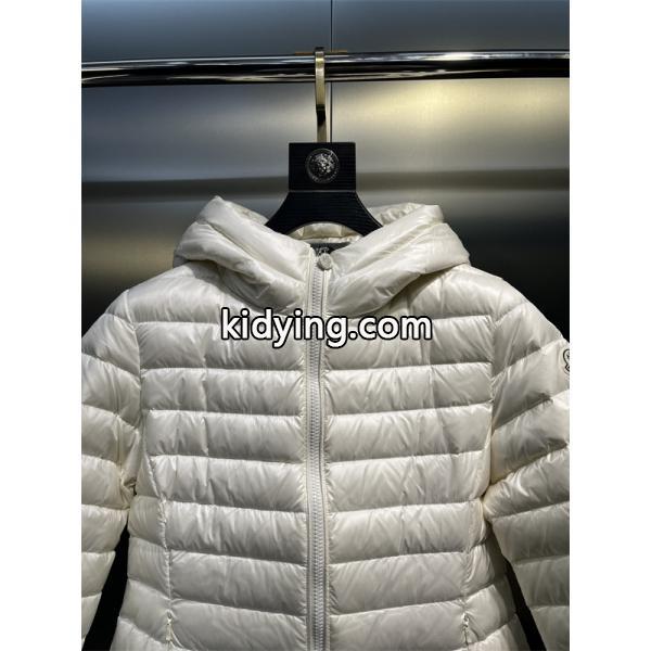 トレンド最前線 2026新作対応 MONCLER モンクレール コピー ライトダウン 着心地最高-2