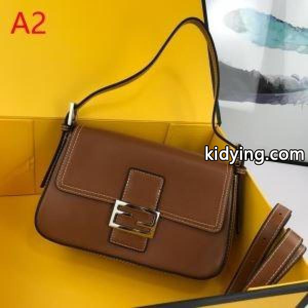 フェンディ FENDI ハンドバッグ 2色可選 上品な秋冬コーデに仕上げる 2019秋冬におすすめ着こなし_フェンディ FENDI_ブランド コピー 激安(日本最大級)-1