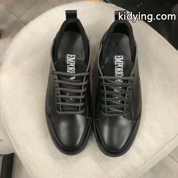 エレガンスに仕上げている アルマーニ ARMANI 2018話題となる ランニングシューズ こなれ感UP↑ 2色可選_アルマーニ ARMANI_ブランド コピー 激安(日本最大級)-1