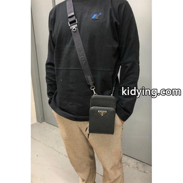 普段使いにも最適なアイテム プラダ PRADA レザー スマートフォンケース ショルダーバッグメンズ_スーパーコピーブランド激安通販 専門店-0