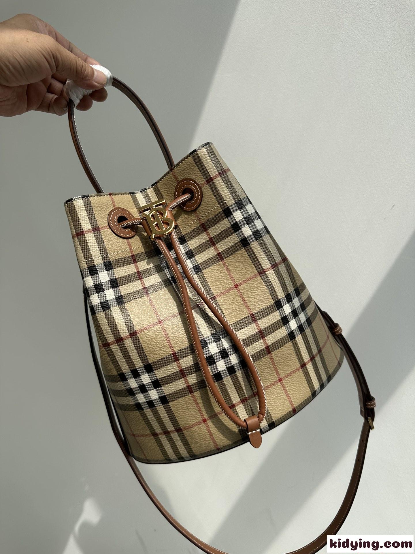人贈り物にも◎ 2026バーバリー BURBERRY ハンドバッグスーパーコピーブランド激安通販 専門店-2