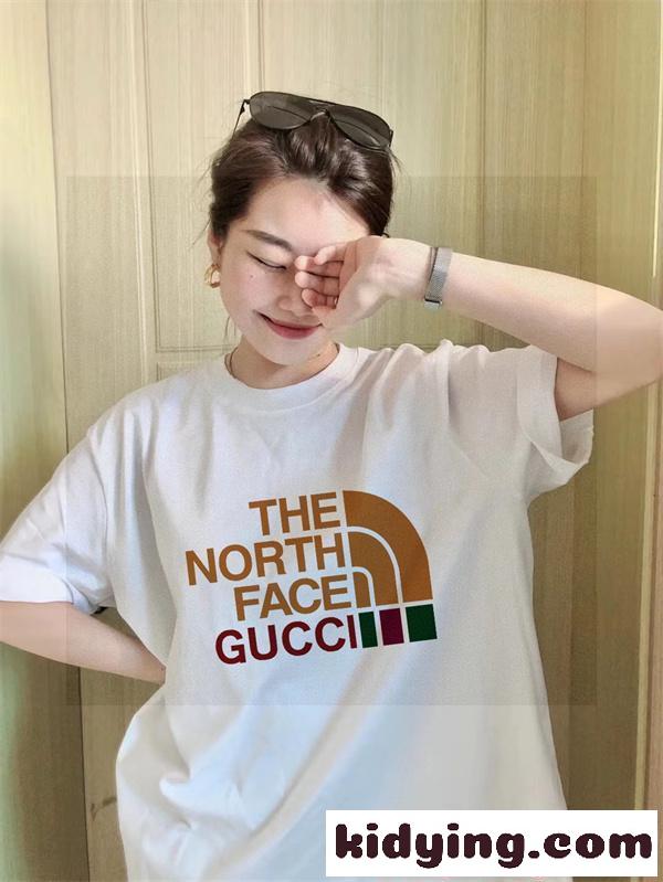 Gucci&TNFコラボグッチtシャツコピー&2026激安ユニセックスオーバーサイズ上品オシャレコーデ-2