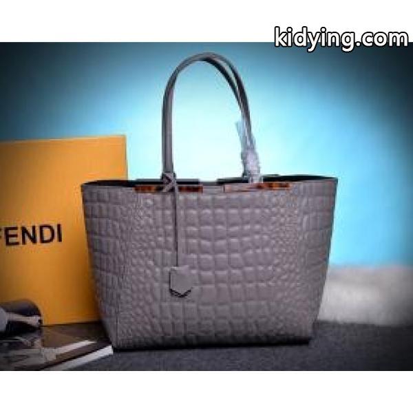 大人気アイテム　FENDI　フェンデイ　レディース　トートバッグ　通勤　本革バッグ-0