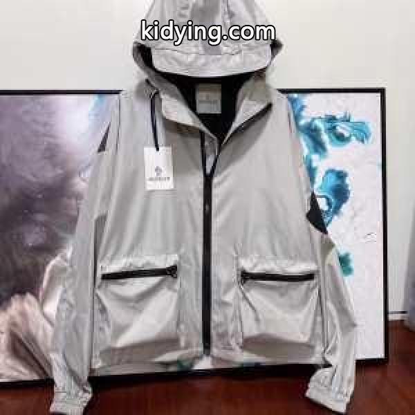 2色可選 モンクレール秋のコーデで使いやすい MONCLER 一気にトレンド感が出す メンズ ダウンジャケット遊び心たっぷり秋冬コーデ_モンクレール MONCLER_ブランド コピー 激安(日本最大級)-0