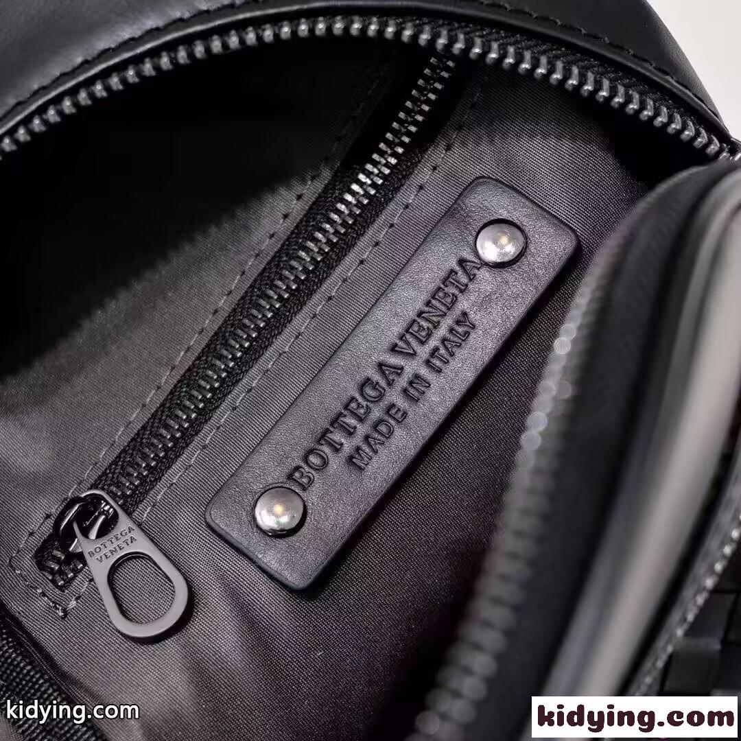 ボディバッグ メンズ 斜め掛け BOTTEGA VENETA 軽量レザー調 多収納 カジュアルストリート ボッテガヴェネタ スーパーコピー-6