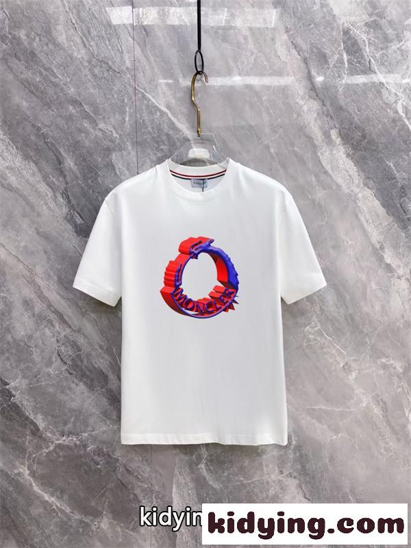 MONCLER モンクレール コピー 半袖Tシャツ ダイナミックロゴ リンググラフィック コーデ主役級 注目セレクト-1
