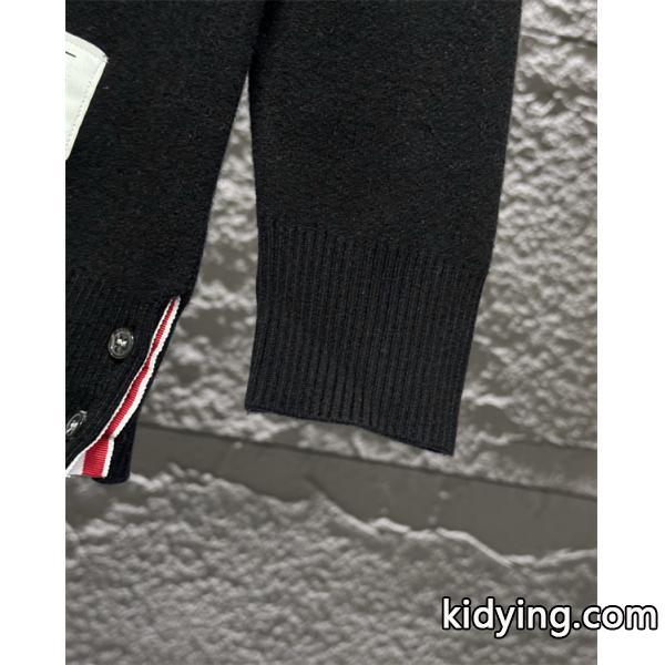 グレー × ブラック Thom Browne 偽物 2025秋冬対応 定番 2 色 ダックスフント刺繍 セーター トムブラウン-5