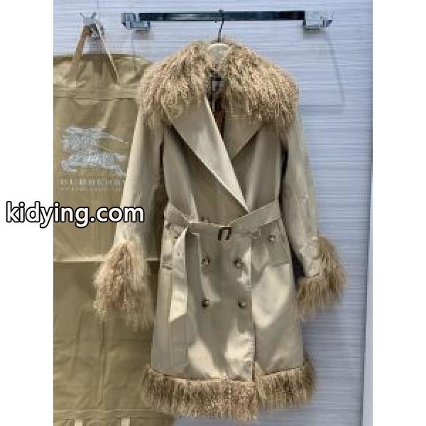 パーカー 秋冬にお世話になる定番 バーバリー 優しいのに存在感 BURBERRY 【最新】2019年秋冬のトレンド速報_コートジャケット、上着_レディースファッション_スーパーコピーブランド激安通販 専門店-0