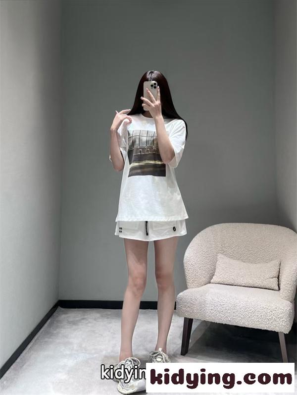 シティフォトデザイン リラックスシルエット JIL SANDER ジルサンダー コピー クルーネックTシャツ 着回し-6