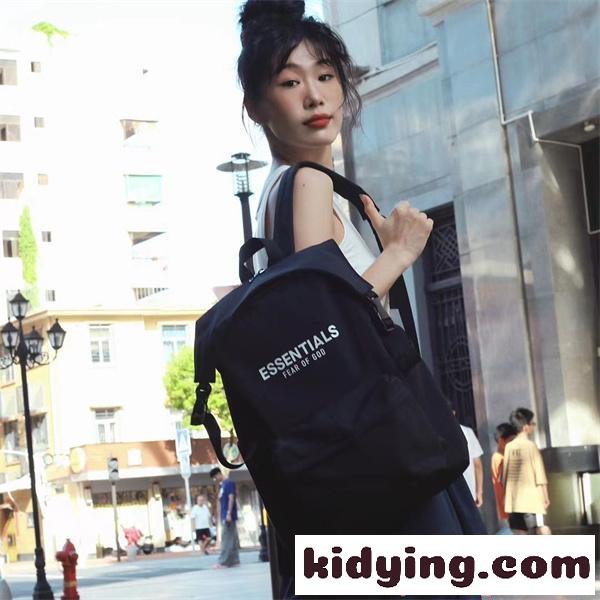 リュック ブラック 大容量 多収納 防水風 通学 ESSENTIALS ベーシック 定番 エッセンシャルズ スーパーコピー-4