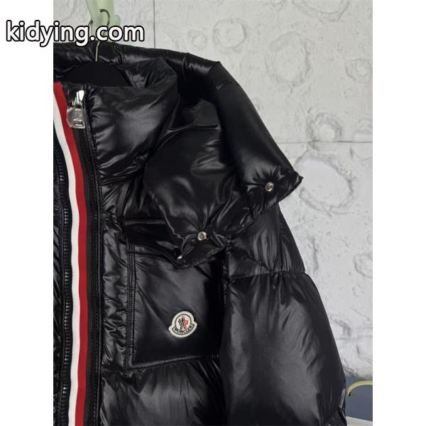 モンクレール MONCLER 偽物 ダウンジャケットトリコロールジップが映える 2025秋冬注目 光沢ブラック-2