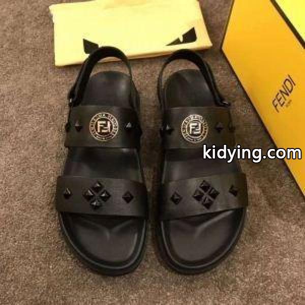 【2019年春夏】人気ブランドの最新 フェンディおしゃれに着こなせる サンダル_フェンディ FENDI_ブランド コピー 激安(日本最大級)-0