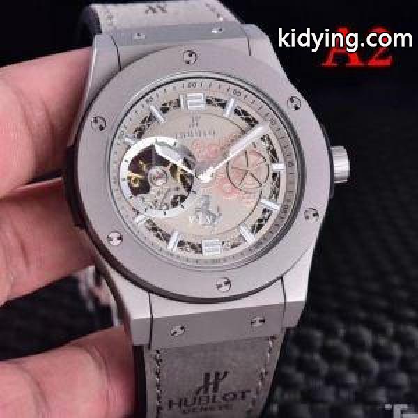 オシャレに欠かせない!ウブロ 多色選択可 高評価人気品 HUBLOT 2018話題となる 男性用腕時計 こなれ感UP↑_ウブロ Hublot_ブランド コピー 激安(日本最大級)-1