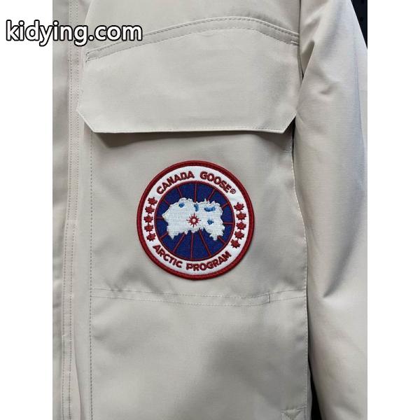 スモーキーグレージュ 2025秋冬 シンプル防寒ダウンジャケット カナダグース Canada Goose 偽物-2