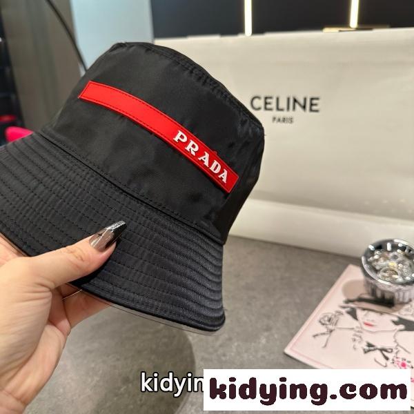 2026新作 PRADA プラダ ナイロンバケットハット メンズ レディース サファリハット ロゴ刺繍 レッドライン ワンポイントデザイン 軽量キャップ-6