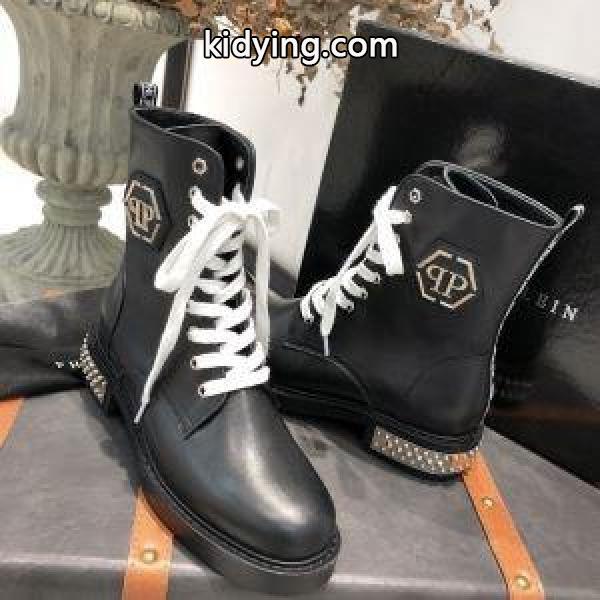 2019秋冬におすすめ着こなし レザーブーツ フィリッププレイン 簡単にコーデをおしゃれに演出 PHILIPP PLEIN 普段使いもオフィスもOK_フィリッププレイン PHILIPP PLEIN_ブランド コピー 激安(日本最大級)-0