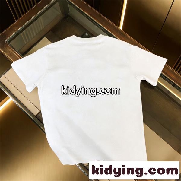 ストリートアート半袖 人物風プリント ブラックトップス 視覚インパクト BURBERRY バーバリー コピー 半袖Tシャツ デイリー主力 注目度高め-2