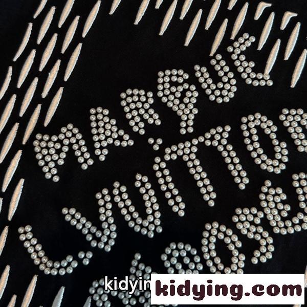LOUIS VUITTON コピー ルイヴィトン コピー パール刺繍ロゴ 半袖Tシャツ 立体デザイン クルーネック トレンド 人気-14