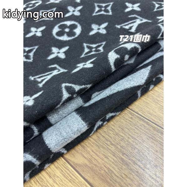 穏やか グレー 2025秋冬注目・上品シック LOUIS VUITTON ルイヴィトン スーパーコピー マフラー-7