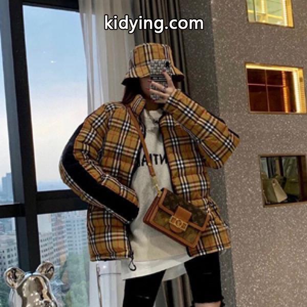 2022人気モデルをご紹介 BURBERRY バーバリーコピー ダウンジャケット 寒さに打ち勝つ リバーシブル-0