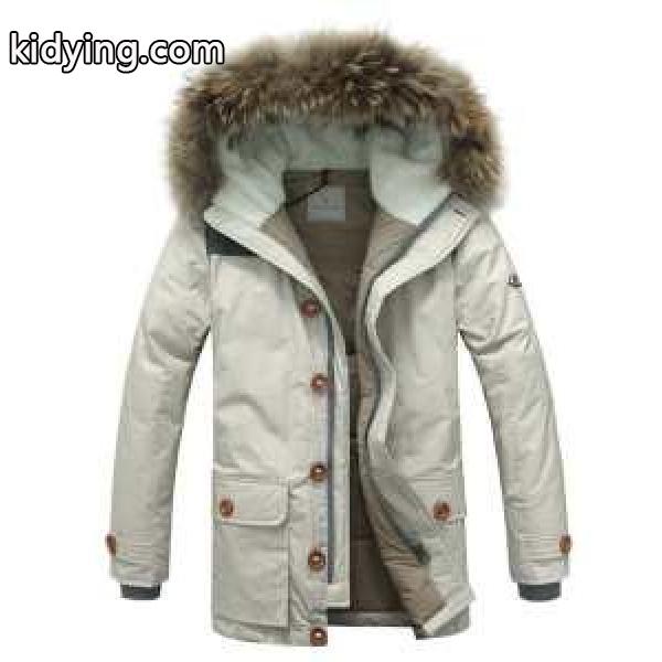 一味違うケーブル編みが魅力満点 2015 MONCLER モンクレール ダウンジャケット 2色可選 保温性を発揮する_男性用ダウンジャケット_モンクレール特集_スーパーコピーブランド激安通販 専門店-0