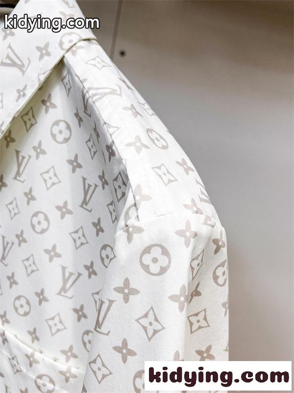 注目人気 LOUIS VUITTON ルイヴィトン コピー 長袖シャツ 胸ポケット仕様 ソフト素材 デイリー-6