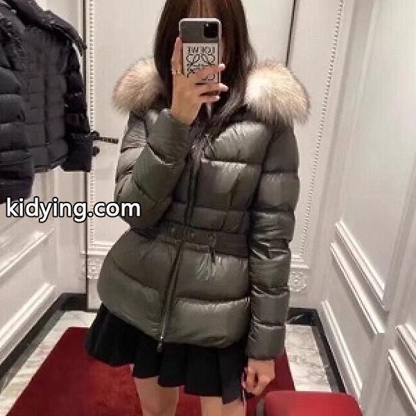 旬で魅力たっぷりMONCLER コピー モンクレール ダウンジャケット-0