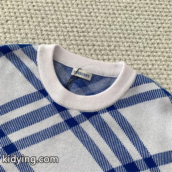 赤色格子柄デザイン 秋冬アクティブ注目 Burberry バーバリー コピー クルーネックニット クオリティ 季節限定モデル-1