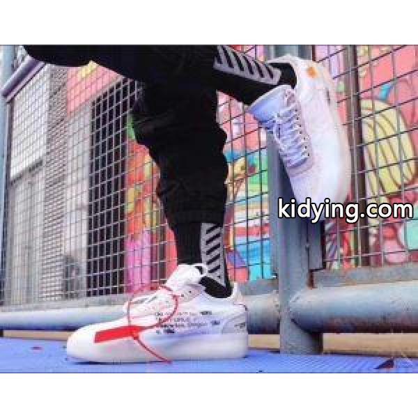 スニーカー 抗菌?防臭加工 Off-White オフホワイト 2017秋冬 個性的なデザイン_Off-White オフホワイト_ブランド コピー 激安(日本最大級)-0