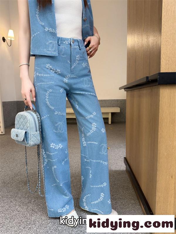 ランキング急上昇 上質エレガントスタイル CHANEL シャネル コピー ワンピース セレブ風コーデ 人気アイテム-5