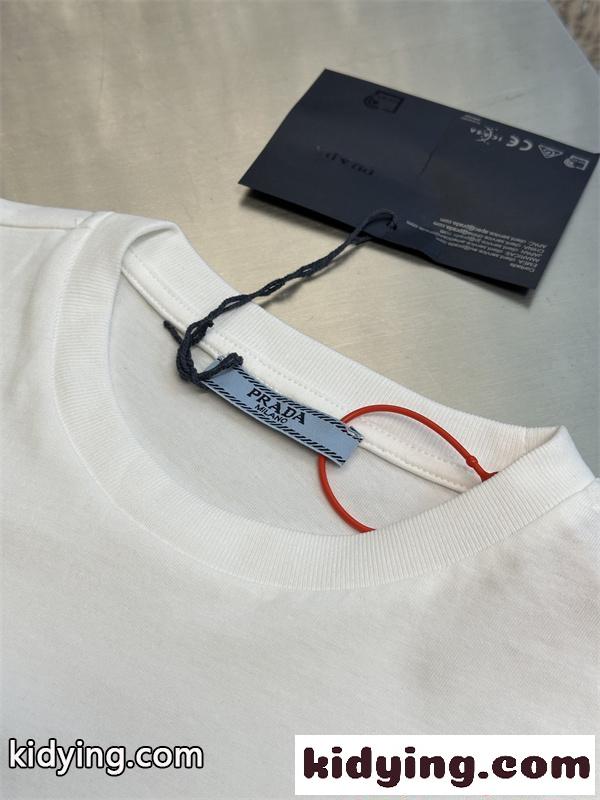 長袖Tシャツ ポケット付き シンプル おすすめ 2026新作 PRADA プラダ スーパーコピー-4