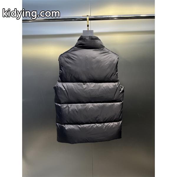 入手困難 2026新作必須 ダウンベスト 高級感 保温 MONCLER モンクレール コピー-3