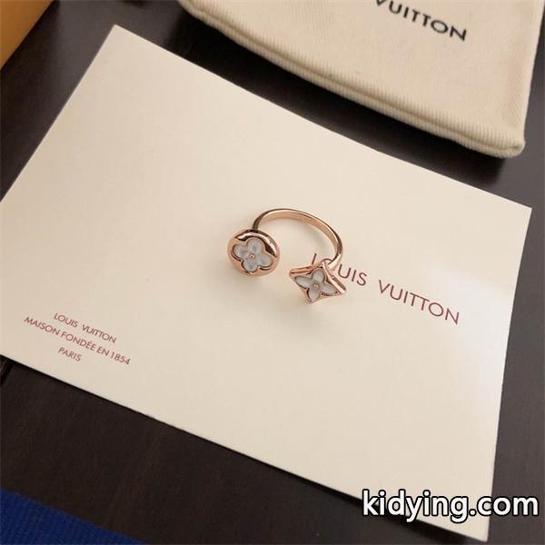 シルバーメッキ 刻印精密 LOUIS VUITTON サイネット スーパーコピー メンズ指輪 マスキュリン 2025秋冬-5