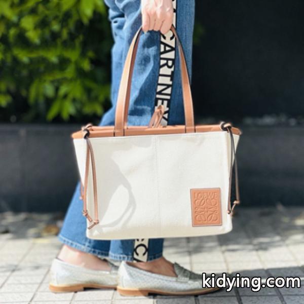 今年の人気が急上昇LOEWE ロエベ レディース クッション トートバッグ 十分に収納できるサイズ-0
