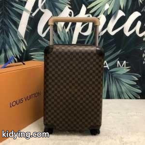 トランク おしゃれ度をUPする新着 ルイ ヴィトン LOUIS VUITTON 2019SSコレクションが発表_ルイ ヴィトン LOUIS VUITTON_ブランド コピー 激安(日本最大級)-0