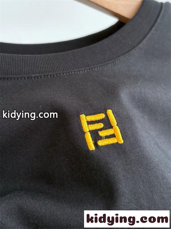 簡単人気2026SSトレンド新作&FF刺繍ロゴ FENDIフェンディtシャツコピーユニセックス２色-3